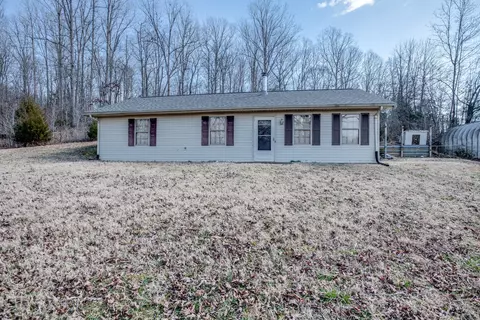4460 Bold Springs Rd, Mcewen, TN 37101