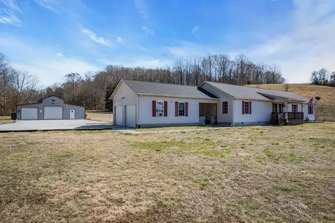 501 Bruce Rd, Dickson, TN 37055 photo 2