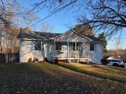 3261 Somerset Dr SE, Cleveland, TN 37323