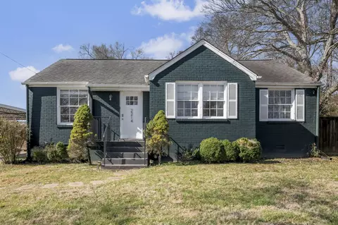 2214 Fernwood Dr, Nashville, TN 37216