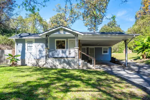 1015 Shallowford Rd, Chattanooga, TN 37411