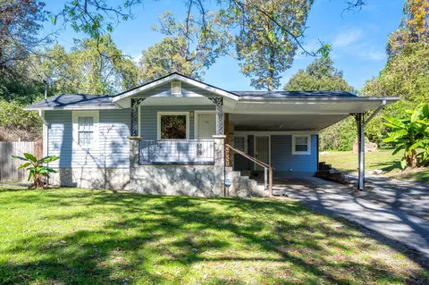 1015 Shallowford Rd, Chattanooga, TN 37411