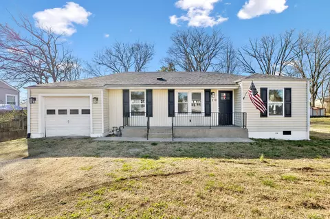 210 Dawson Ln, Lebanon, TN 37087