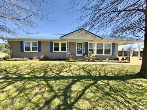 116 Horn Ave, Loretto, TN 38469