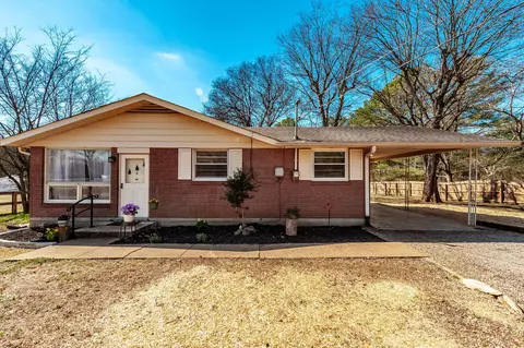 209 Edgebrook Rd, Goodlettsville, TN 37072