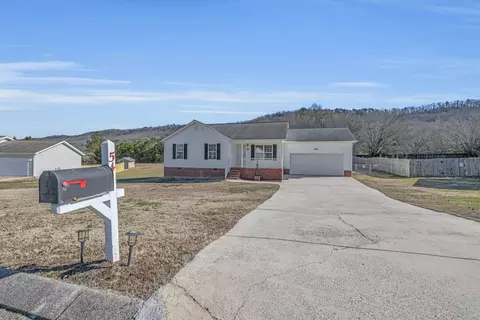 54 Boxer Ln, Rock Spring, GA 30739