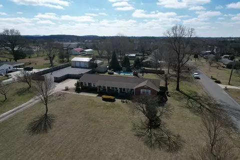 2826 Emery Rd, Murfreesboro, TN 37130