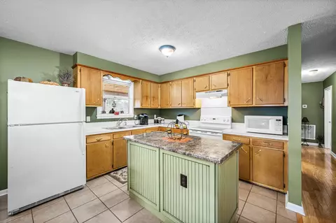 941 Jennings Creek Hwy, Gainesboro, TN 38562