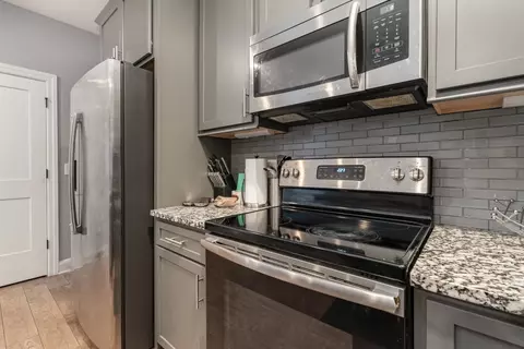 Kitchen - 315 E Clark Blvd #E, Murfreesboro, TN 37130 photo 2 of 3