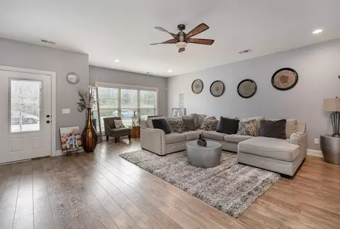 Other - 315 E Clark Blvd #E, Murfreesboro, TN 37130 photo 6 of 7