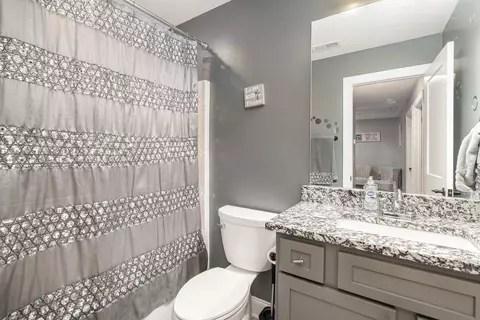 Bath - 315 E Clark Blvd #E, Murfreesboro, TN 37130 photo 3 of 3