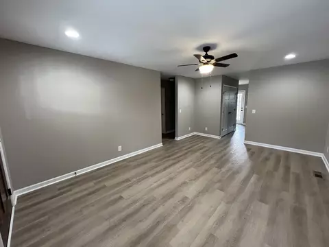 296 S Bratton St, Decherd, TN 37324 photo 7