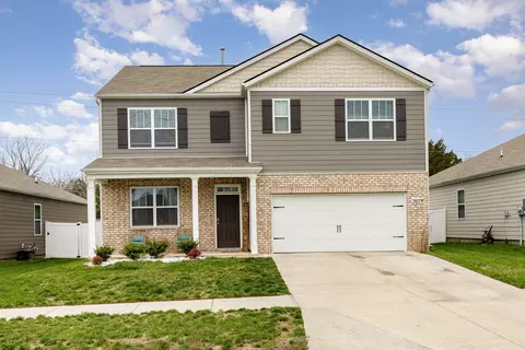 5079 Hunters Village Dr, Lebanon, TN 37087