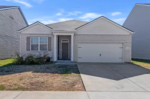 5564 Hickory Woods Dr, Antioch, TN 37013