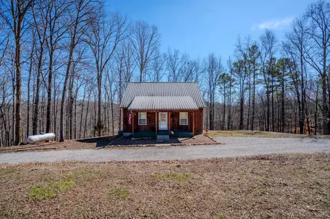 410 Pleasant Valley Rd, Ethridge, TN 38456