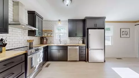 1106 Windsor Cir, Lyles, TN 37098