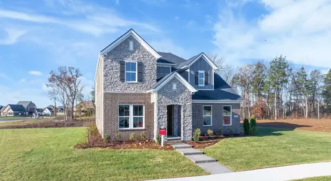 264 Pin High Dr, Mount Juliet, TN 37122