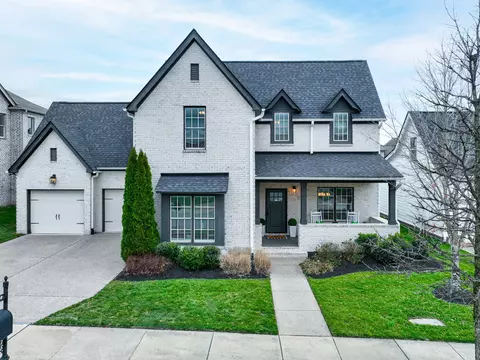 802 Fontwell Ln, Franklin, TN 37064