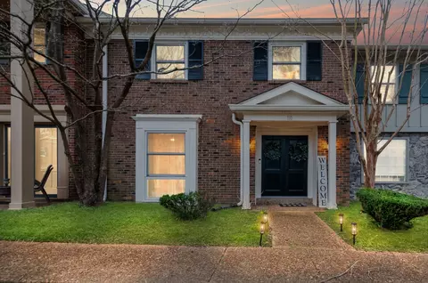 110 Plantation Ct, Nashville, TN 37221