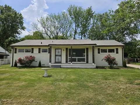 161 Elkmont Dr, Nashville, TN 37211