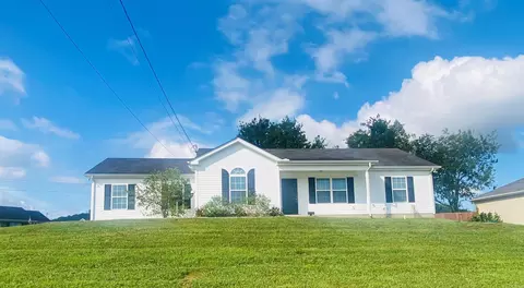 1318 Bairdscorner Dr, Murfreesboro, TN 37130