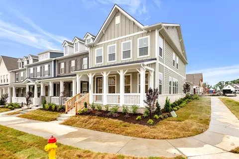 891 Braidwood Ln, Franklin, TN 37064