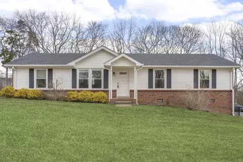 108 Hillwood Ct, Hendersonville, TN 37075