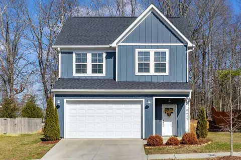 8635 Masons Gate Ln, Chattanooga, TN 37421