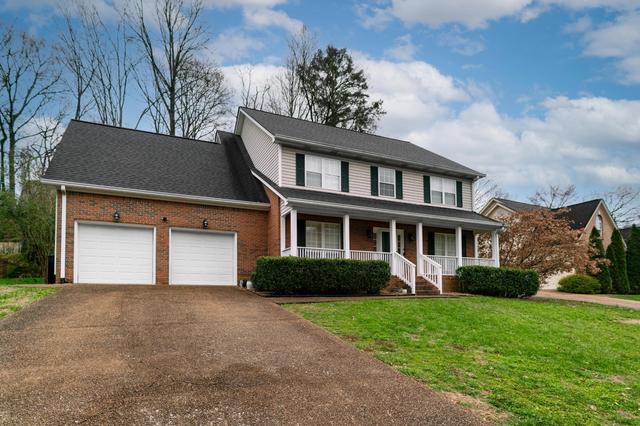 710 Creek Dr, Chattanooga, TN 37415