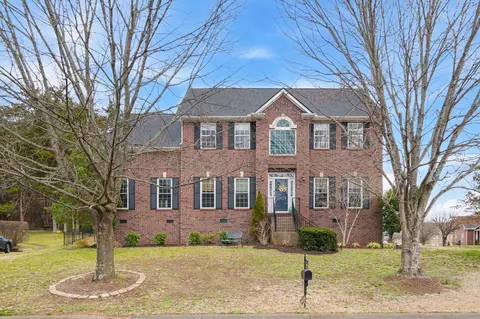 5525 Traceside Dr, Nashville, TN 37221