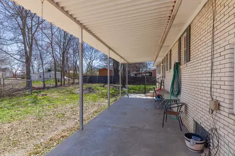 Exterior - 45 Daniel St, Savannah, TN 38372 photo 2 of 2