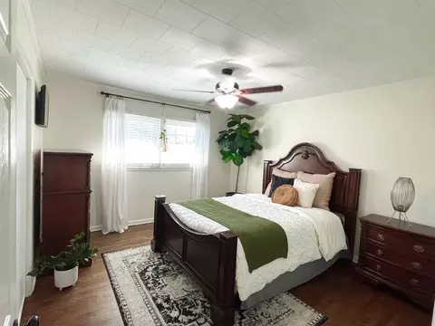 Bedroom - 505 2nd Ave S, Loretto, TN 38469 photo 1 of 7