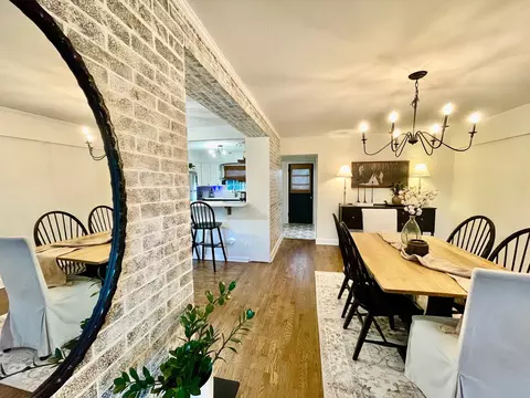 Dining - 505 2nd Ave S, Loretto, TN 38469 photo 2 of 4
