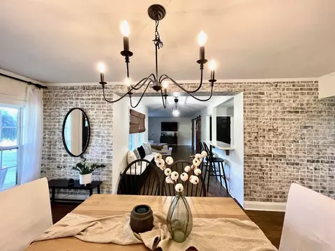 Dining - 505 2nd Ave S, Loretto, TN 38469 photo 4 of 4