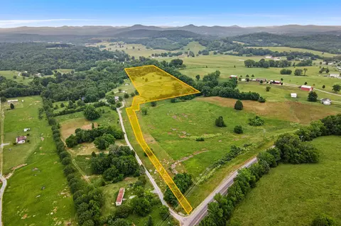 11561 Sparta Pike # B, Watertown, TN 37184