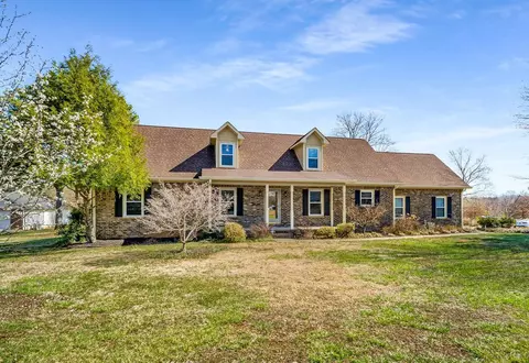 2651 Crosspark Dr, Murfreesboro, TN 37129