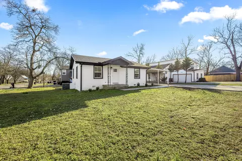 222 E Oak St, Murfreesboro, TN 37130 photo 26