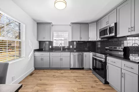 222 E Oak St, Murfreesboro, TN 37130 photo 8
