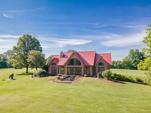 1668 Link Rd, New Johnsonville, TN 37134