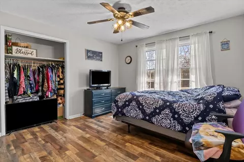 Bedroom - 1060 Twin Pine Rd, Dickson, TN 37055 photo 4 of 7