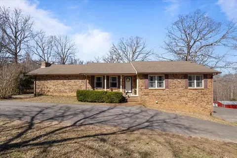1060 Twin Pine Rd, Dickson, TN 37055