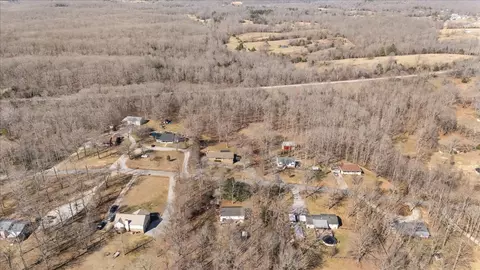View/Area - 1060 Twin Pine Rd, Dickson, TN 37055 photo 5 of 8