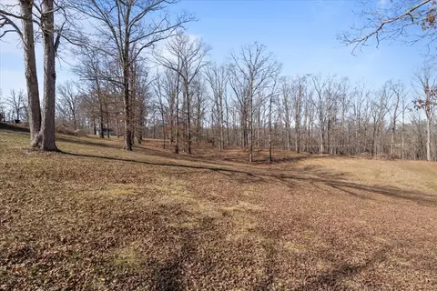Exterior - 1060 Twin Pine Rd, Dickson, TN 37055 photo 6 of 19