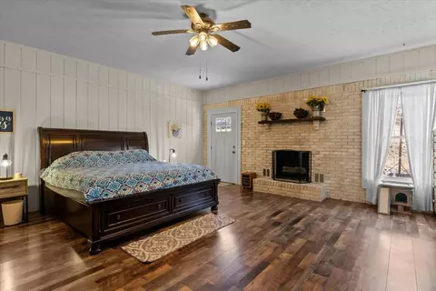 Bedroom - 1060 Twin Pine Rd, Dickson, TN 37055 photo 1 of 7