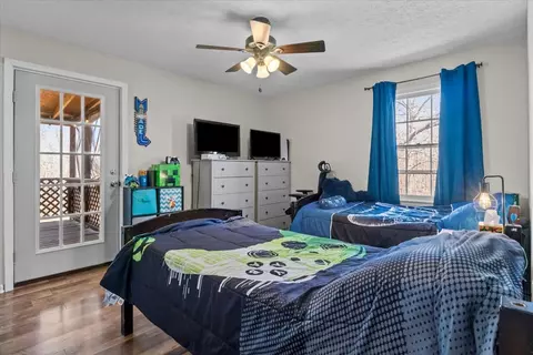 Bedroom - 1060 Twin Pine Rd, Dickson, TN 37055 photo 6 of 7