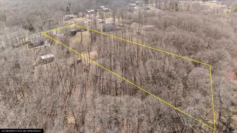 View/Area - 1060 Twin Pine Rd, Dickson, TN 37055 photo 3 of 8