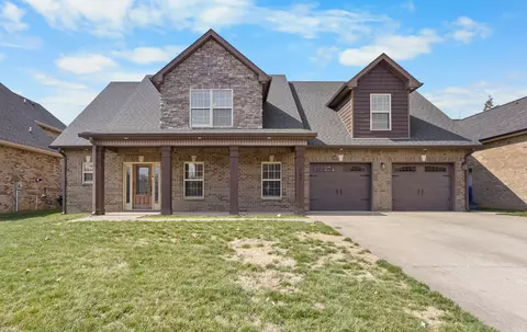 189 Roanoke Station Cir, Clarksville, TN 37043