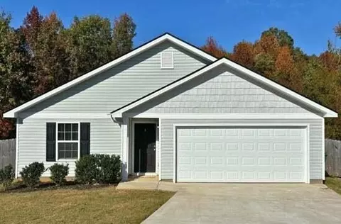374 Village Creek Dr, Chatsworth, GA 30705