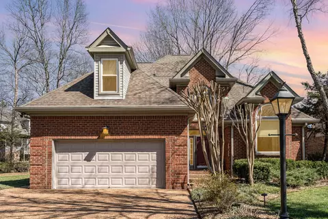 5512 Regatta Blvd, Hermitage, TN 37076