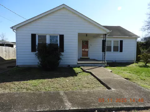 547 E College St, Pulaski, TN 38478